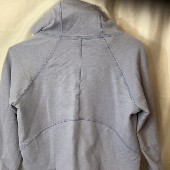 EUC LuLulemon Blue hoodie sz. 8 - Picture 5 of 11